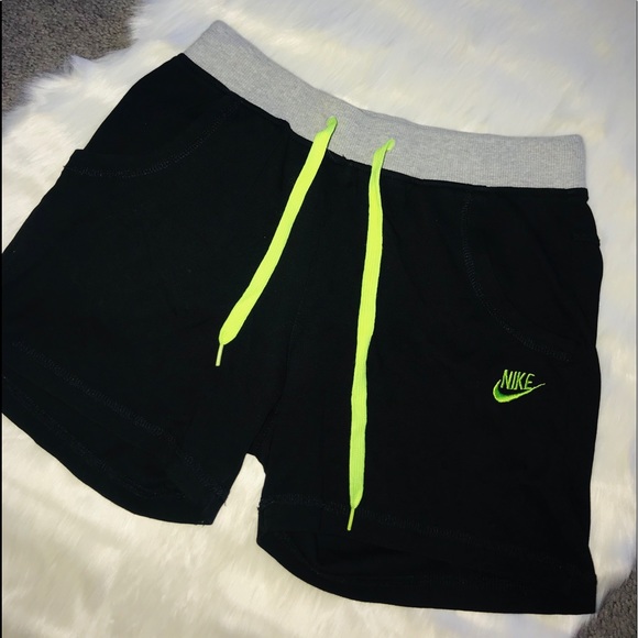 Nike Pants - Nike shorts women’s